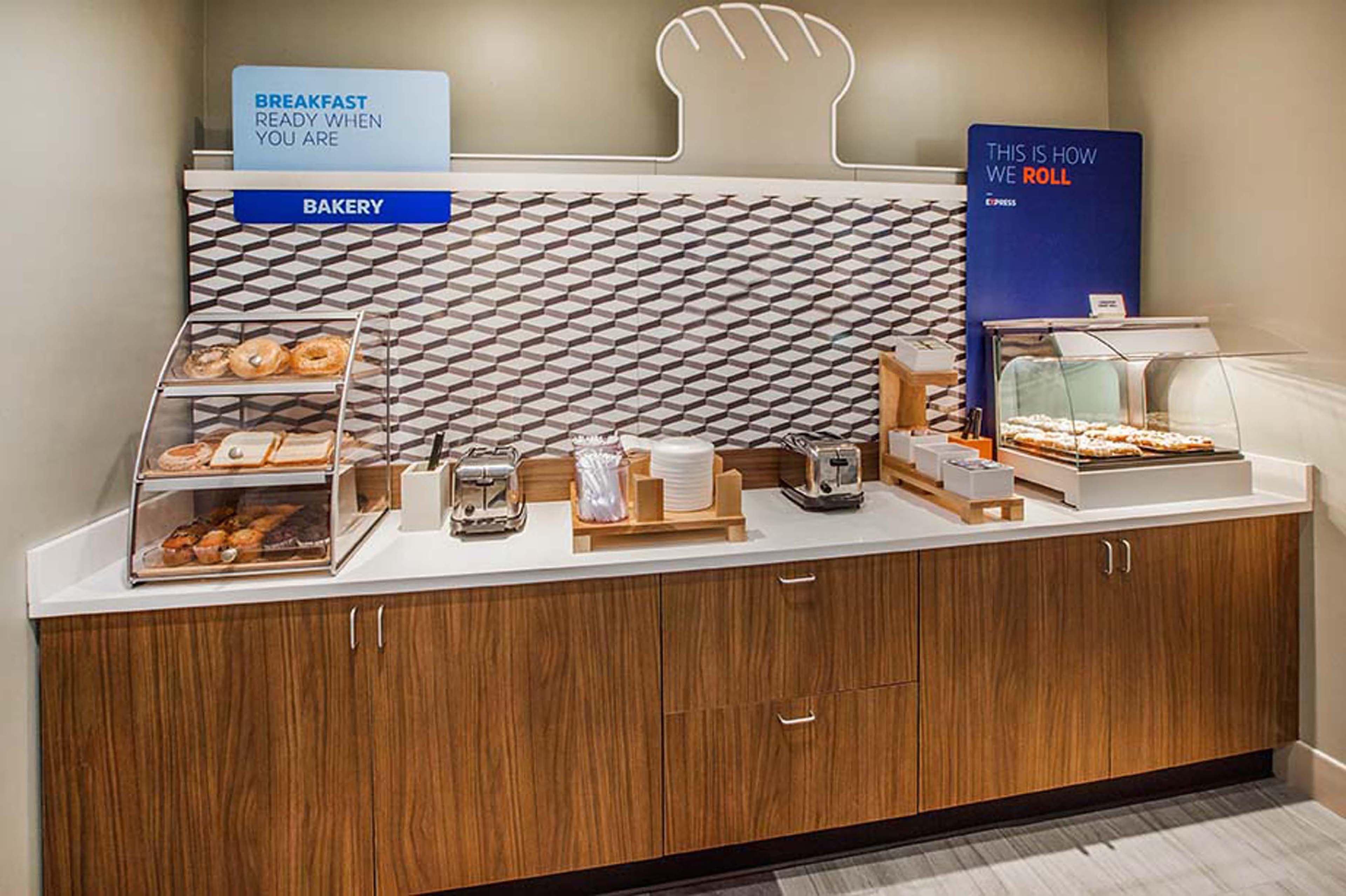 Holiday Inn Express Hotel & Suites Albuquerque Airport By Ihg Экстерьер фото